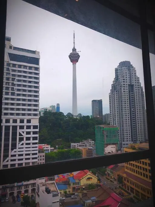 2-Bedroom Apartment In Kuala Lumpur City Center Malaysia