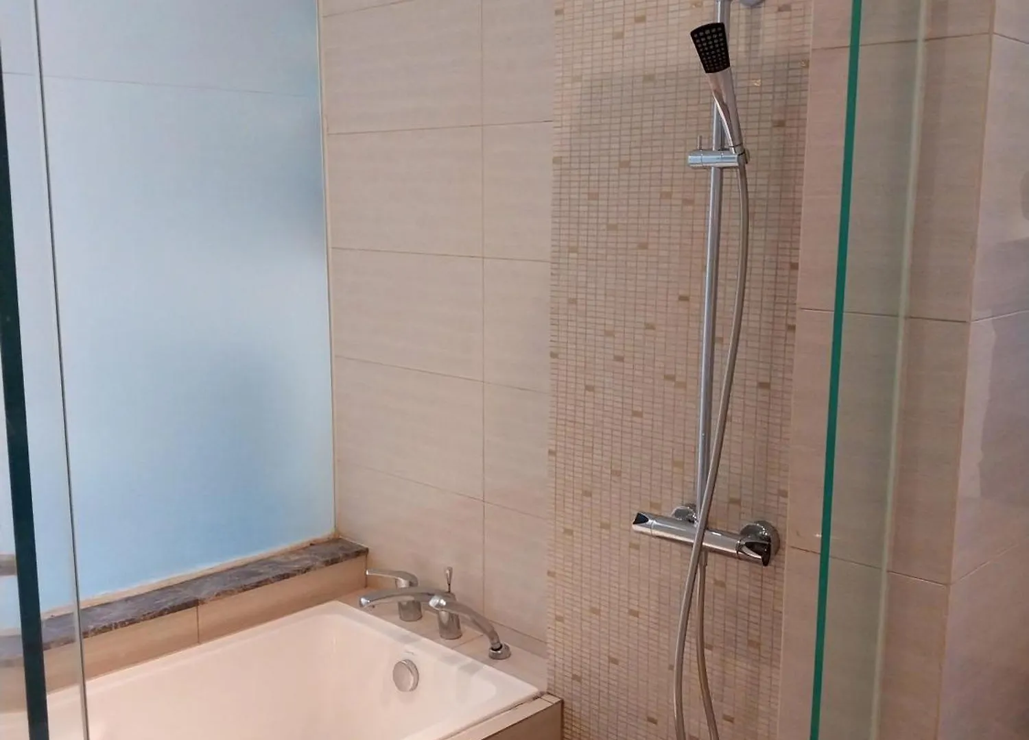 2-Bedroom Apartment In Kuala Lumpur City Center